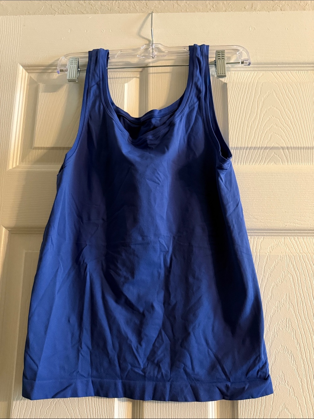 Women’s Sleeveless Athletic Tank Top - Blue
